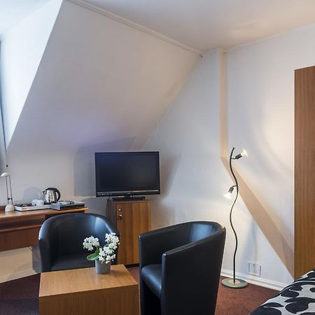 Hostellerie Lou Pahou ロンセ エクステリア 写真