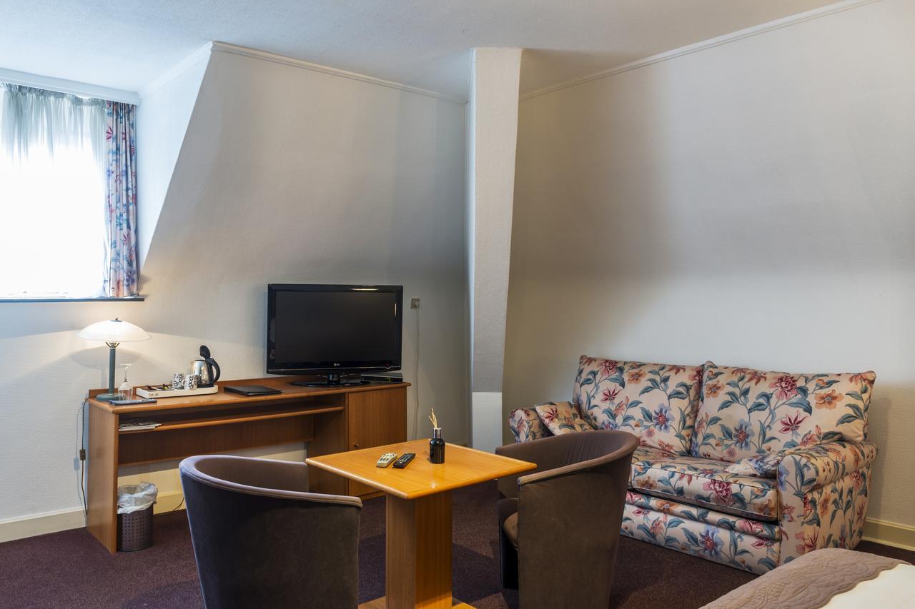Hostellerie Lou Pahou ロンセ エクステリア 写真