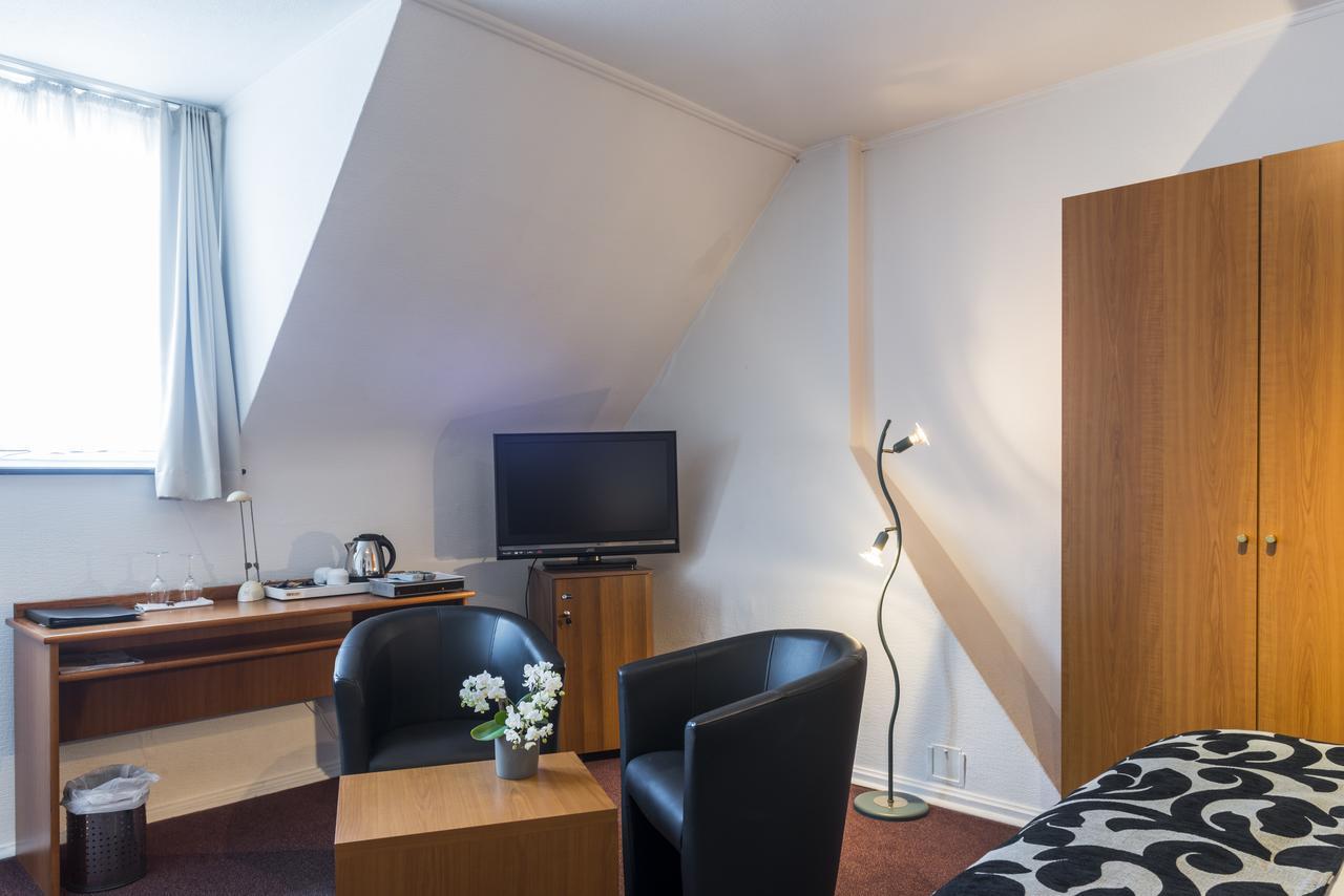 Hostellerie Lou Pahou ロンセ エクステリア 写真