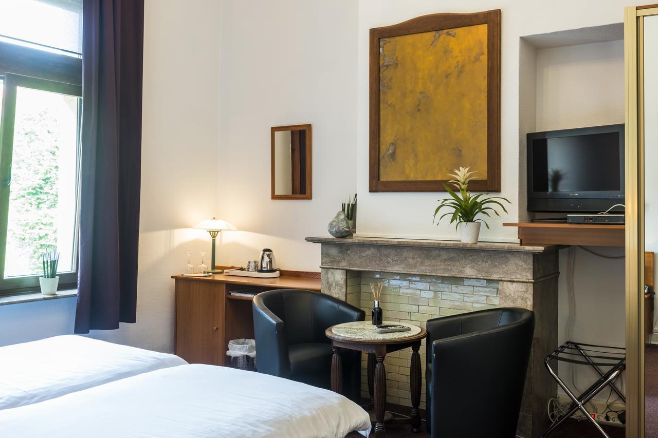 Hostellerie Lou Pahou ロンセ エクステリア 写真